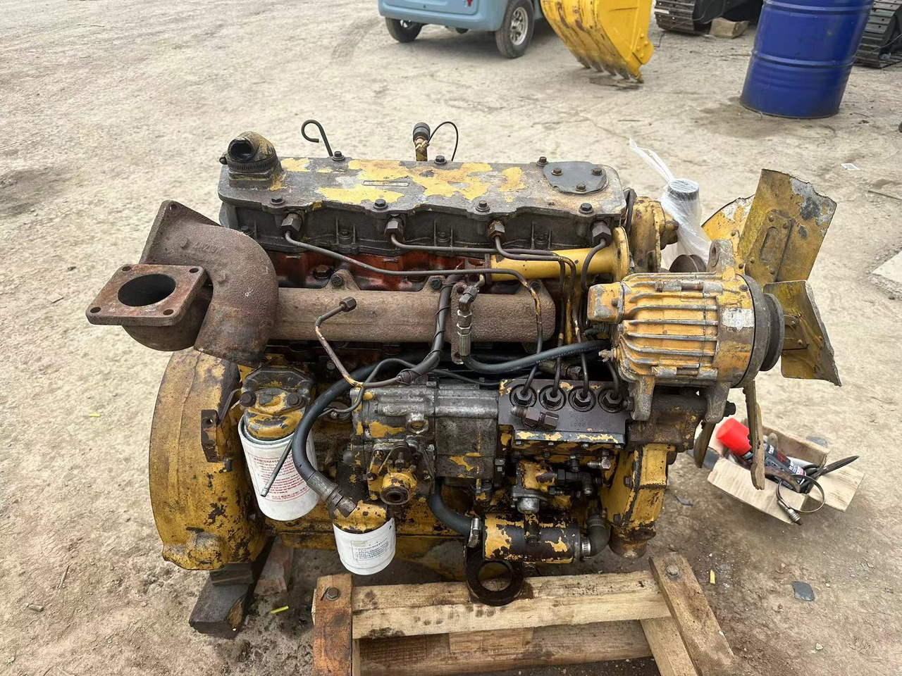 CATERPILLAR 3204 - Motor for Gravemaskin: bilde 1 CATERPILLAR 3204 - Motor for Gravemaskin: bilde 1