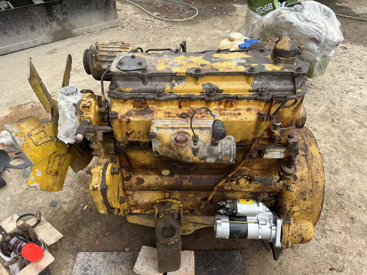 CATERPILLAR 3204 - Motor for Gravemaskin: bilde 3 CATERPILLAR 3204 - Motor for Gravemaskin: bilde 3