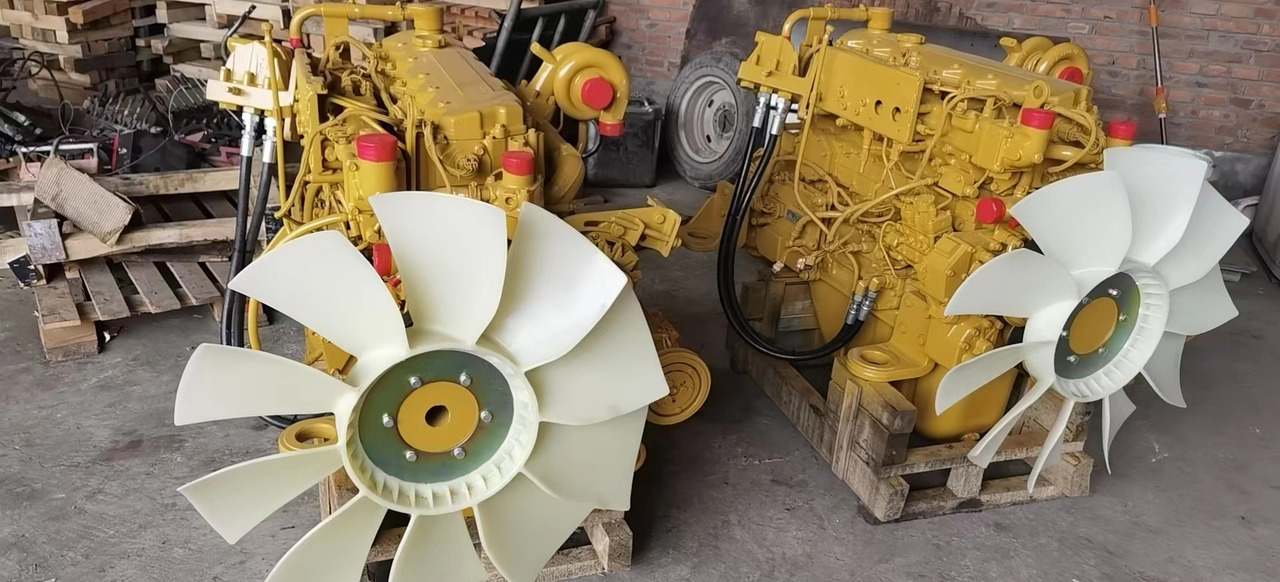 CATERPILLAR C6.4 - Motor for Gravemaskin: bilde 1 CATERPILLAR C6.4 - Motor for Gravemaskin: bilde 1