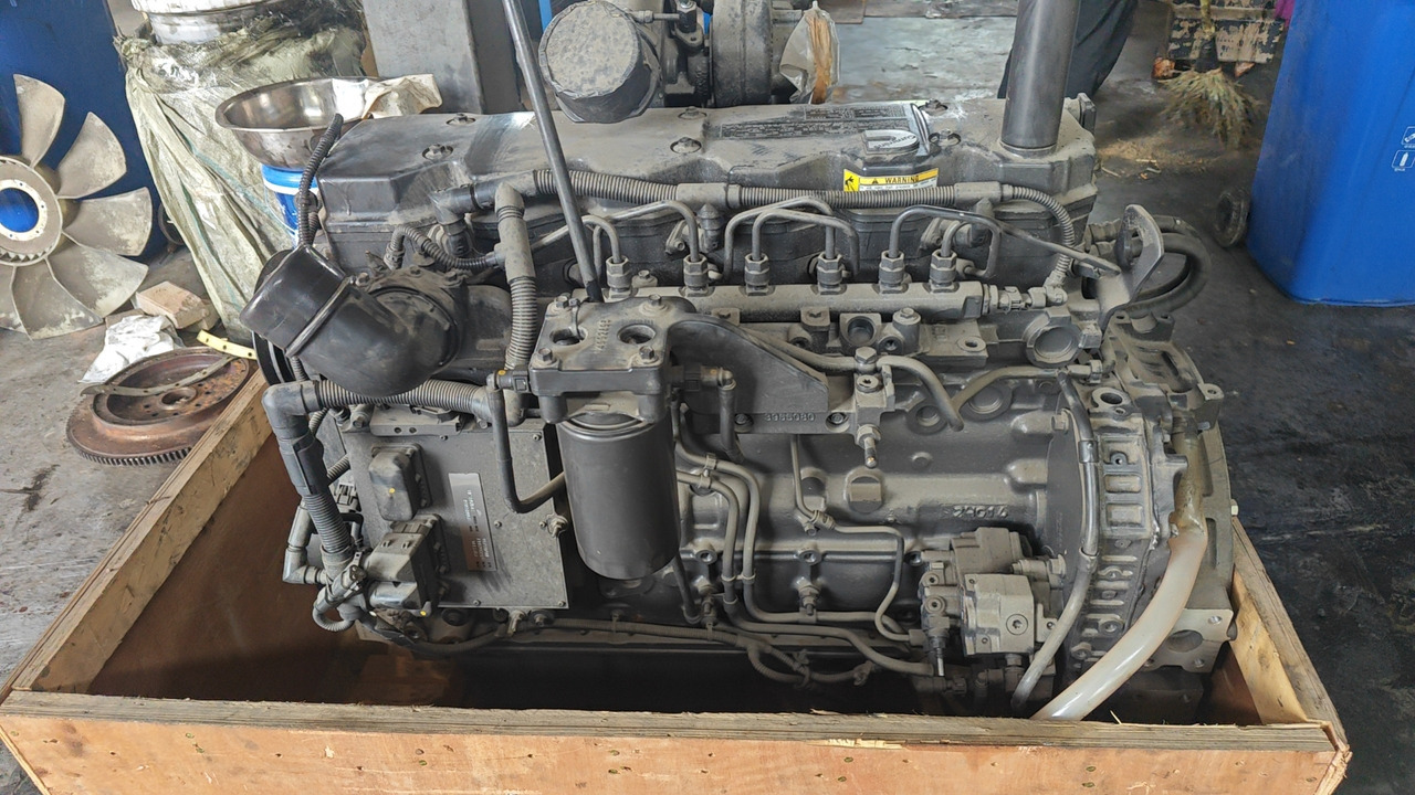 CATERPILLAR QSB6.7 - Motor for Gravemaskin: bilde 2 CATERPILLAR QSB6.7 - Motor for Gravemaskin: bilde 2