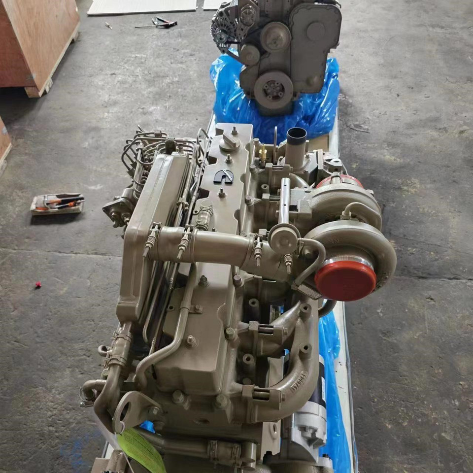 CUMMINS 6CTA8.3 - Motor for Gravemaskin: bilde 3 CUMMINS 6CTA8.3 - Motor for Gravemaskin: bilde 3