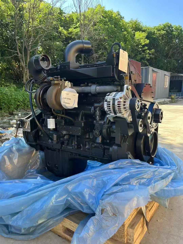 CUMMINS QSM11 - Motor for Gravemaskin: bilde 1 CUMMINS QSM11 - Motor for Gravemaskin: bilde 1