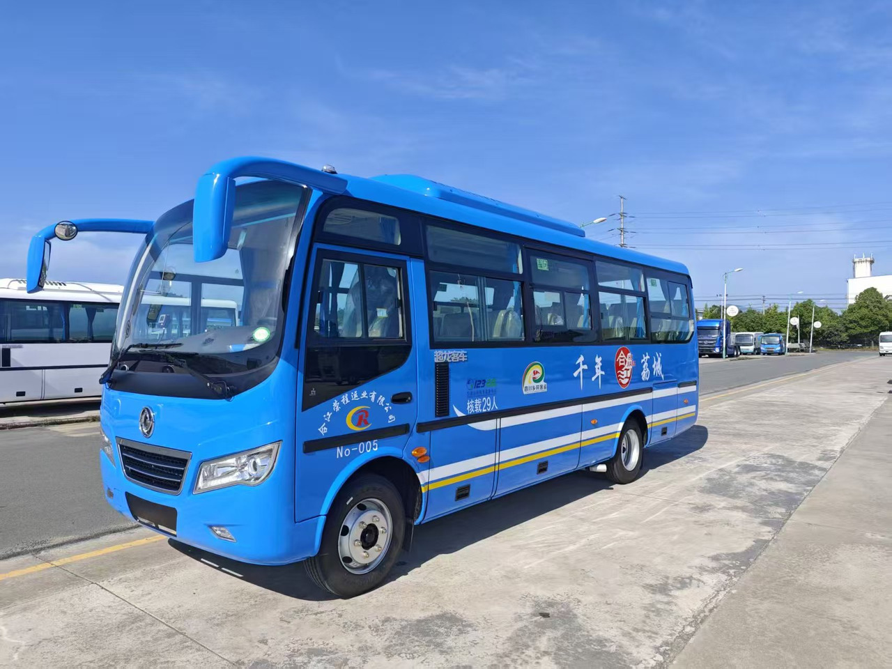 DONGFENG CNG 30 seats - Turistbuss: bilde 1 DONGFENG CNG 30 seats - Turistbuss: bilde 1