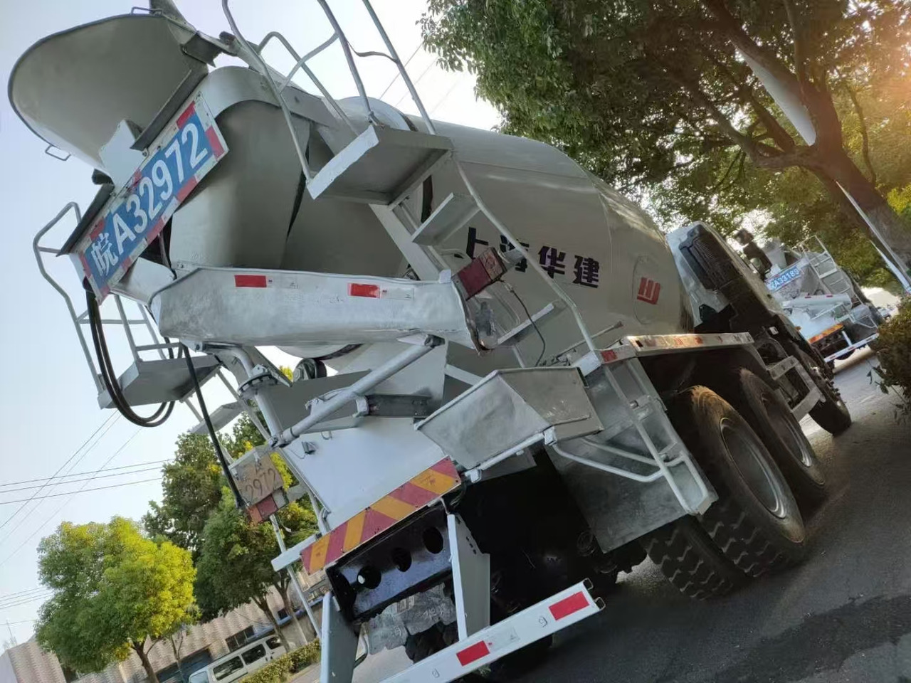 HINO 700 - Tankbil: bilde 4 HINO 700 - Tankbil: bilde 4