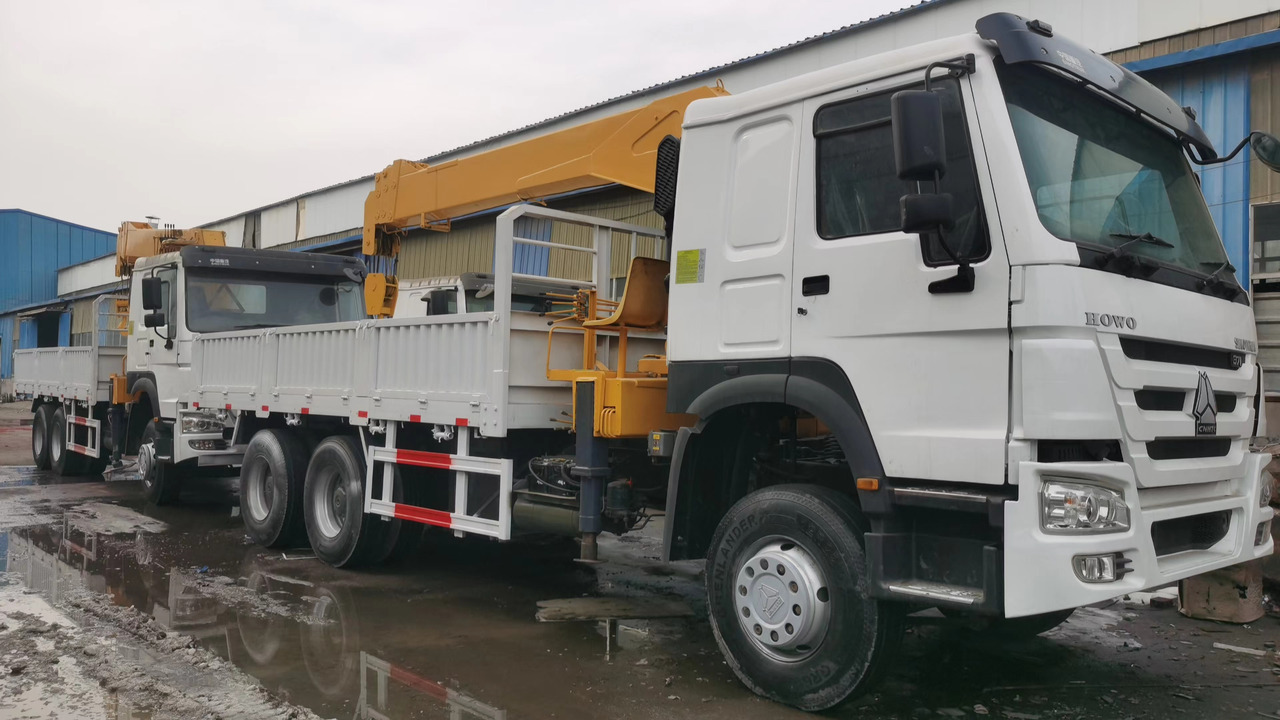 HOWO 371 - Kranbil: bilde 4 HOWO 371 - Kranbil: bilde 4