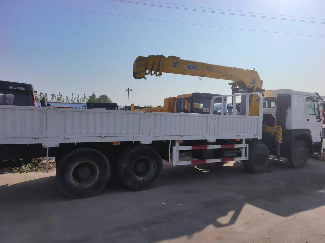 HOWO HOWO 371 chassis,10 TONS crane truck - Kranbil: bilde 4 HOWO HOWO 371 chassis,10 TONS crane truck - Kranbil: bilde 4