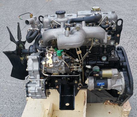 ISUZU 4JB1 - Motor for Gravemaskin: bilde 1 ISUZU 4JB1 - Motor for Gravemaskin: bilde 1