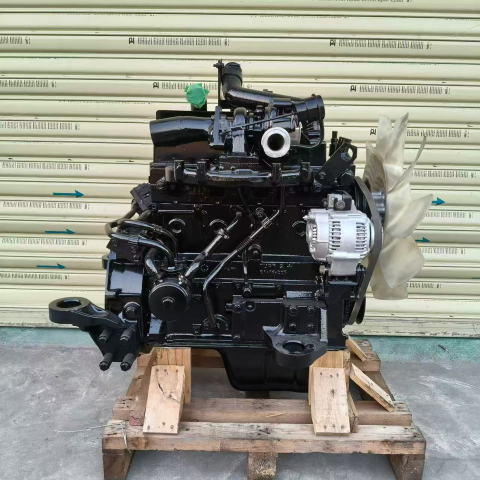 KOMATSU 4D95LE-5 - Motor for Gravemaskin: bilde 2 KOMATSU 4D95LE-5 - Motor for Gravemaskin: bilde 2