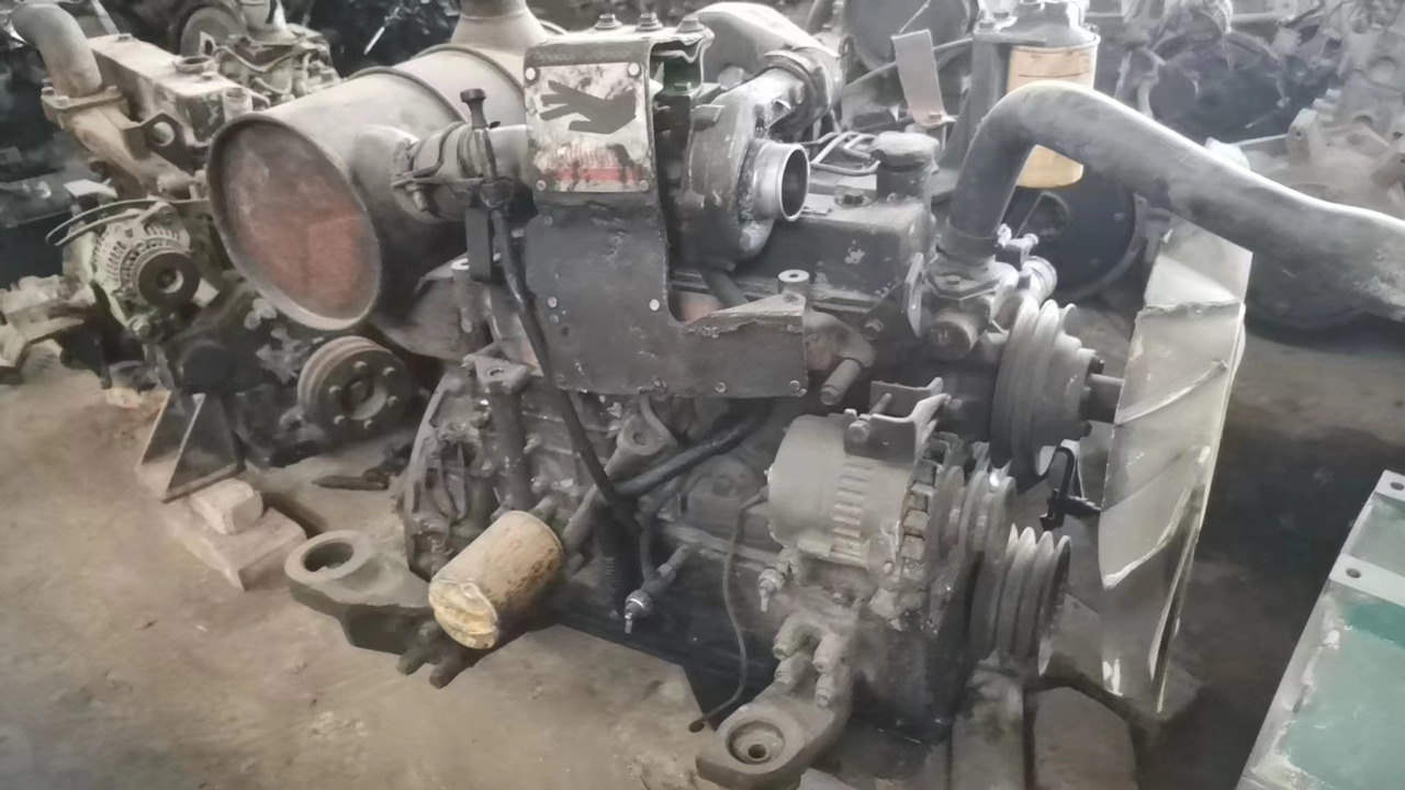 KOMATSU 4D95LE - Motor for Gravemaskin: bilde 3 KOMATSU 4D95LE - Motor for Gravemaskin: bilde 3