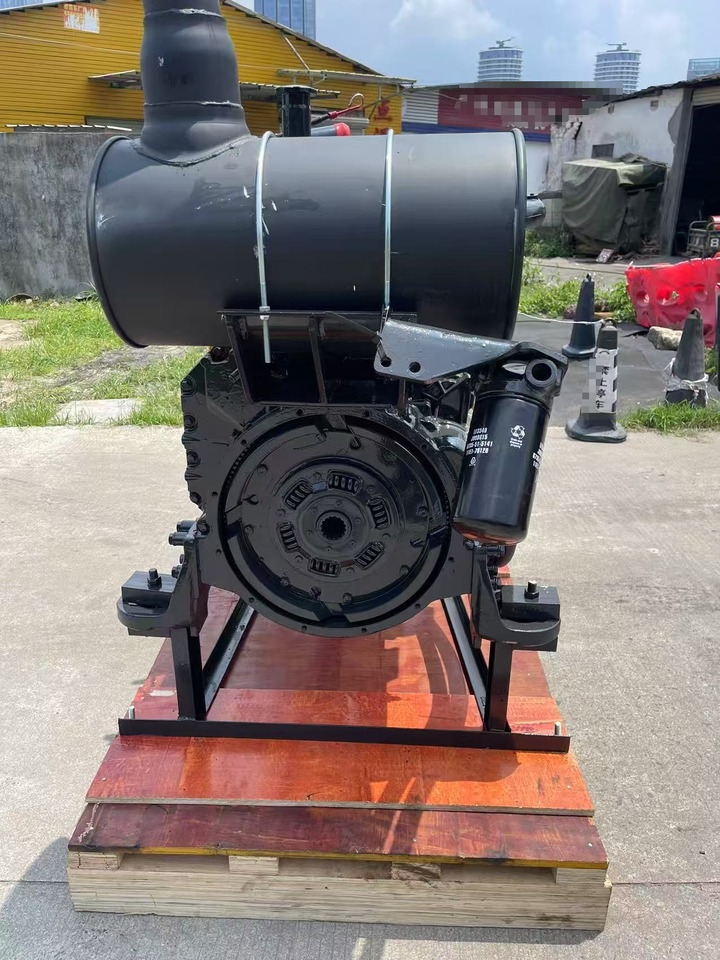 KOMATSU 6D107E-1   6D107E - Motor for Gravemaskin: bilde 3 KOMATSU 6D107E-1   6D107E - Motor for Gravemaskin: bilde 3