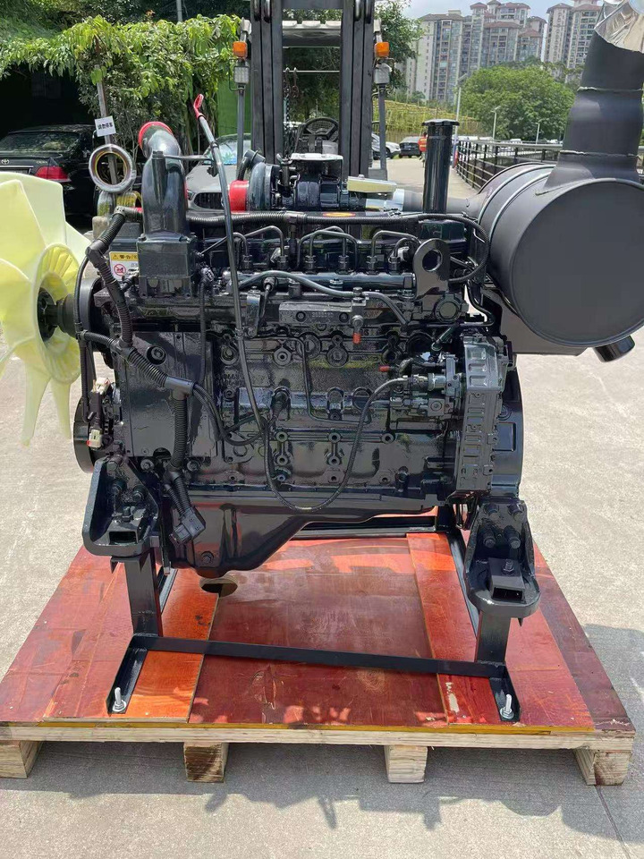 KOMATSU 6D107E-1   6D107E - Motor for Gravemaskin: bilde 2 KOMATSU 6D107E-1   6D107E - Motor for Gravemaskin: bilde 2