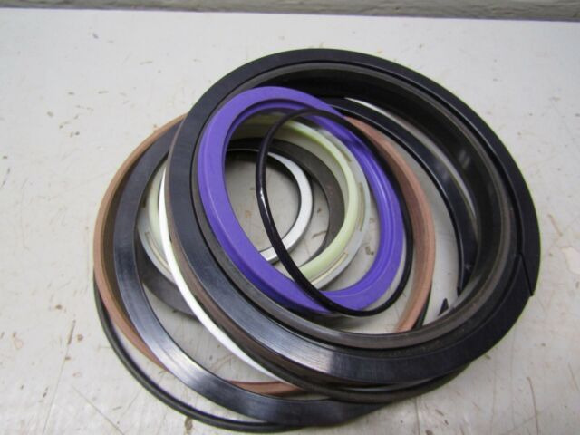 KOMATSU Good price 707-99-77630 - Motoroverhalingssett for Gravemaskin: bilde 1 KOMATSU Good price 707-99-77630 - Motoroverhalingssett for Gravemaskin: bilde 1