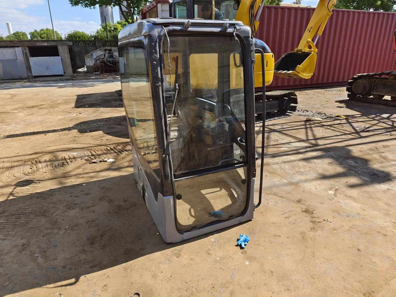 KOMATSU PC78US-6 - Førerhus for Gravemaskin: bilde 3 KOMATSU PC78US-6 - Førerhus for Gravemaskin: bilde 3