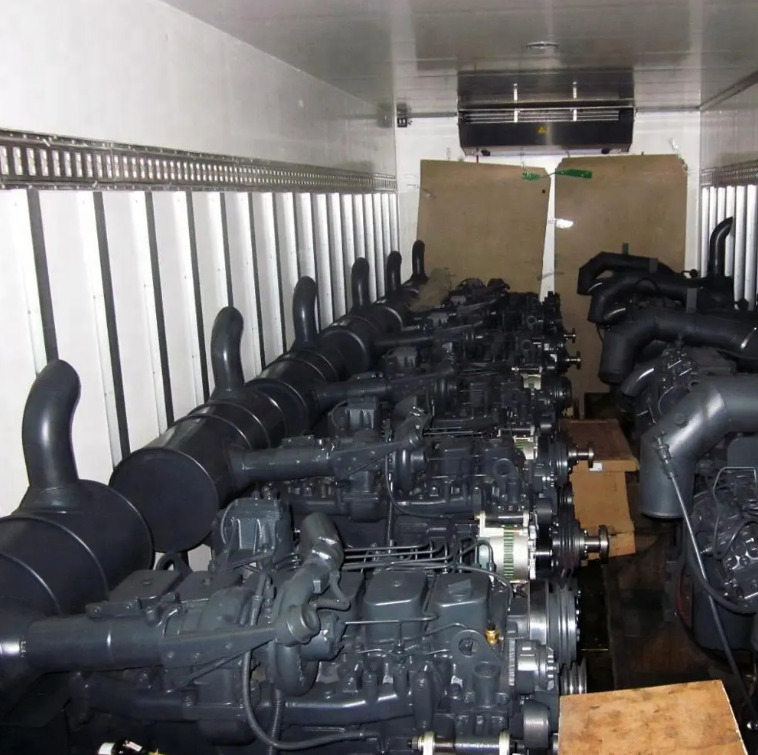 KOMATSU SAA6D102E - Motor for Gravemaskin: bilde 2 KOMATSU SAA6D102E - Motor for Gravemaskin: bilde 2