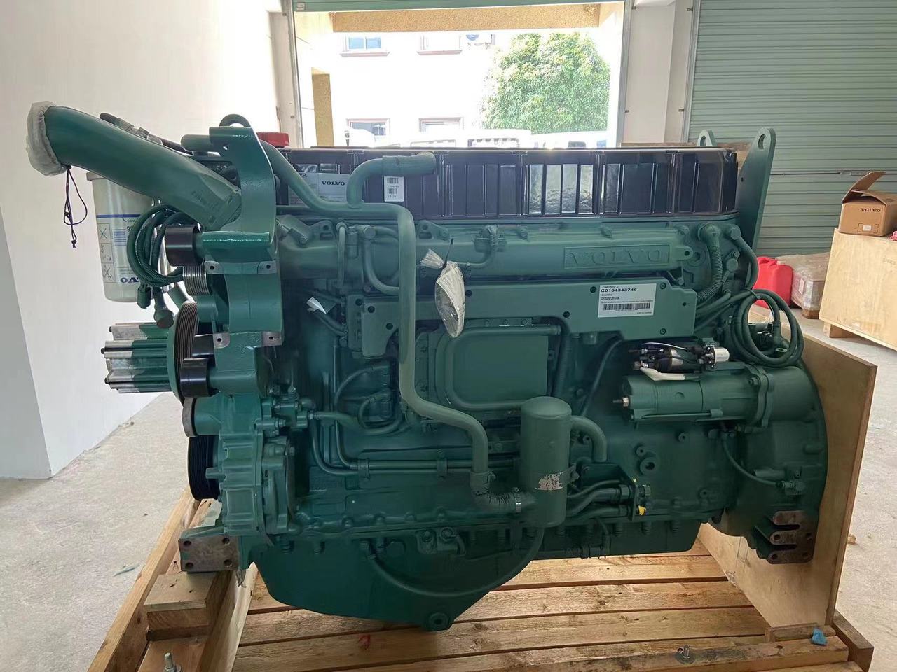VOLVO D12D - Motor for Gravemaskin: bilde 2 VOLVO D12D - Motor for Gravemaskin: bilde 2