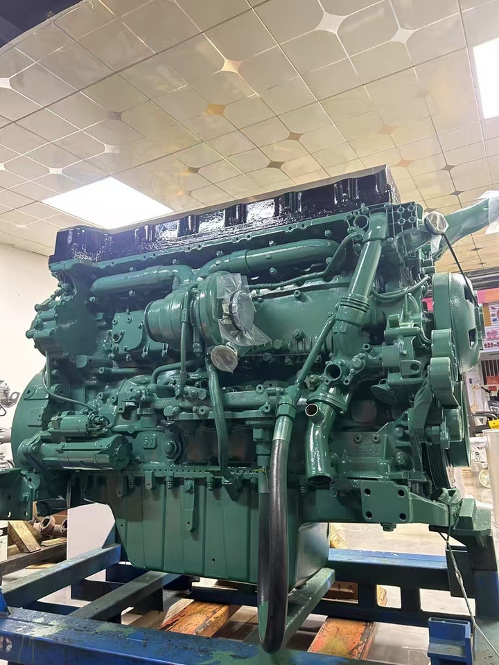 VOLVO D13 - Motor for Gravemaskin: bilde 4 VOLVO D13 - Motor for Gravemaskin: bilde 4