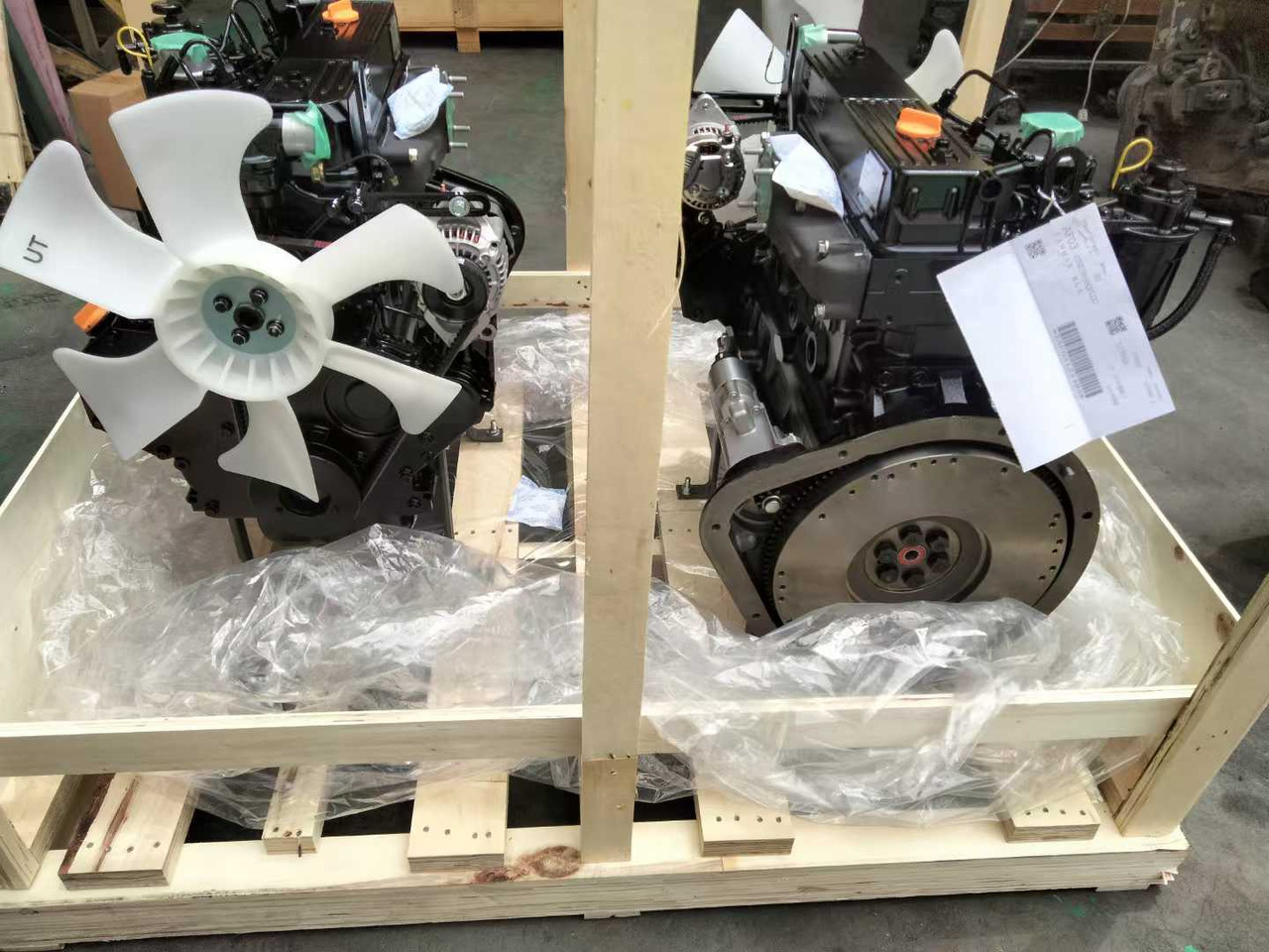 YANMAR 4TNE98 - Motor for Bygg og anlegg: bilde 4 YANMAR 4TNE98 - Motor for Bygg og anlegg: bilde 4