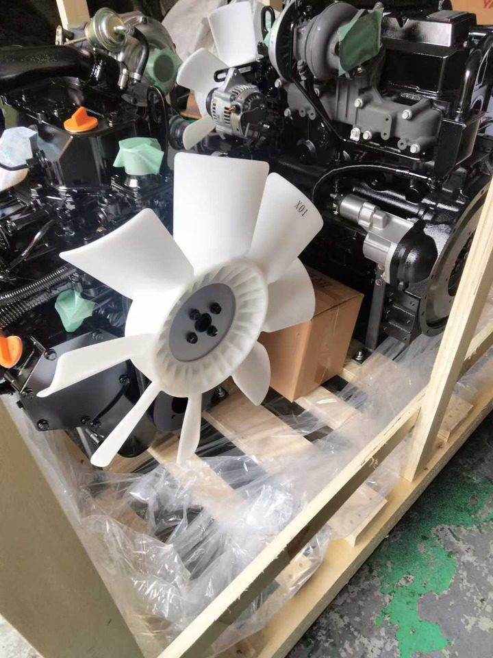 YANMAR 4TNV98T - Motor for Bygg og anlegg: bilde 3 YANMAR 4TNV98T - Motor for Bygg og anlegg: bilde 3