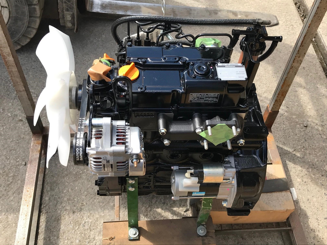 YANMAR Engine YANMAR 3TNV76 - Motor for Gravemaskin: bilde 1 YANMAR Engine YANMAR 3TNV76 - Motor for Gravemaskin: bilde 1
