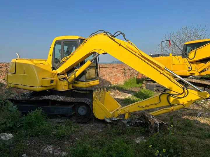 Cheap Used Komatsu PC60-7 Crawler Excavator with High Efficiency Used Heavy Machinery Komatsu P60-7 Digger Cheap for Sale - Beltegraver: bilde 5 Cheap Used Komatsu PC60-7 Crawler Excavator with High Efficiency Used Heavy Machinery Komatsu P60-7 Digger Cheap for Sale - Beltegraver: bilde 5