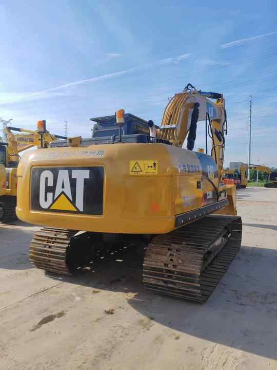 Durable Second Hand Machine Original Used Caterpillar Excavator CAT 330D2 USED 329D2 320D2 325D 315D Excavator - Beltegraver: bilde 3 Durable Second Hand Machine Original Used Caterpillar Excavator CAT 330D2 USED 329D2 320D2 325D 315D Excavator - Beltegraver: bilde 3