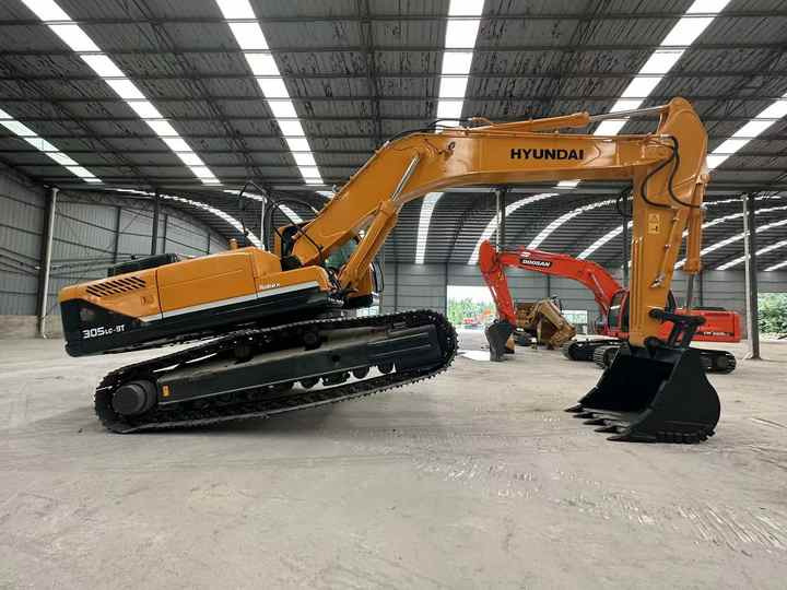 Hyundai Digger 305-9vs Second Hand Korea Made High Performance Machine Hyundai Excavator for Sale - Beltegraver: bilde 4 Hyundai Digger 305-9vs Second Hand Korea Made High Performance Machine Hyundai Excavator for Sale - Beltegraver: bilde 4