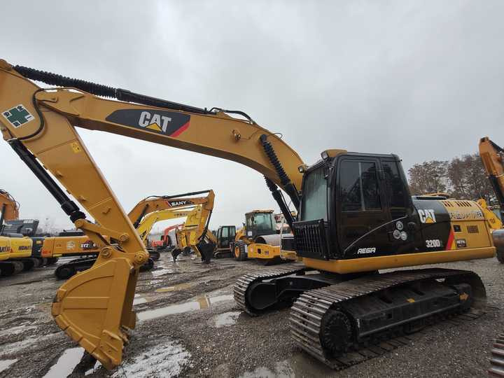 Reasonable Price Japan Original 330d2 Caterpillar Excavator CAT USED 329D2 320D2 325D 315D Excavator - Beltegraver: bilde 5 Reasonable Price Japan Original 330d2 Caterpillar Excavator CAT USED 329D2 320D2 325D 315D Excavator - Beltegraver: bilde 5