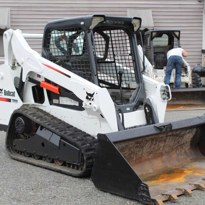Used Bobcat T590 UsedSkid Steer Loader with Good Condition for Sale S160 S300 S185 S330 - Kompaktlaster: bilde 1 Used Bobcat T590 UsedSkid Steer Loader with Good Condition for Sale S160 S300 S185 S330 - Kompaktlaster: bilde 1