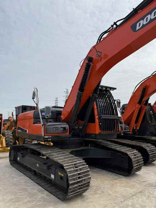Used Doosan DX225LC-9C Hydraulic Excavator 25 Ton Doosan Dx225 Crawler Excavator with Excellent Performance Low Price for Sale - Gravemaskin: bilde 4 Used Doosan DX225LC-9C Hydraulic Excavator 25 Ton Doosan Dx225 Crawler Excavator with Excellent Performance Low Price for Sale - Gravemaskin: bilde 4