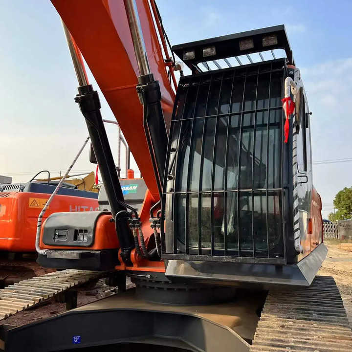 Used Excavator Doosan DX300 Excavators Mini Equipment Moving Machinery Doosan Digger Excavator for Sale - Beltegraver: bilde 2 Used Excavator Doosan DX300 Excavators Mini Equipment Moving Machinery Doosan Digger Excavator for Sale - Beltegraver: bilde 2
