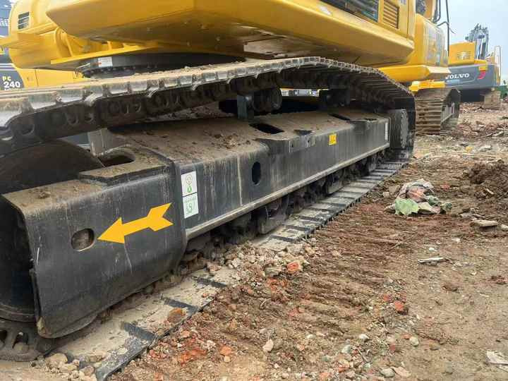 Used Good Quality Japan Original PC240-8 in Good Condition PC240-8 Komatsu - Beltegraver: bilde 4 Used Good Quality Japan Original PC240-8 in Good Condition PC240-8 Komatsu - Beltegraver: bilde 4