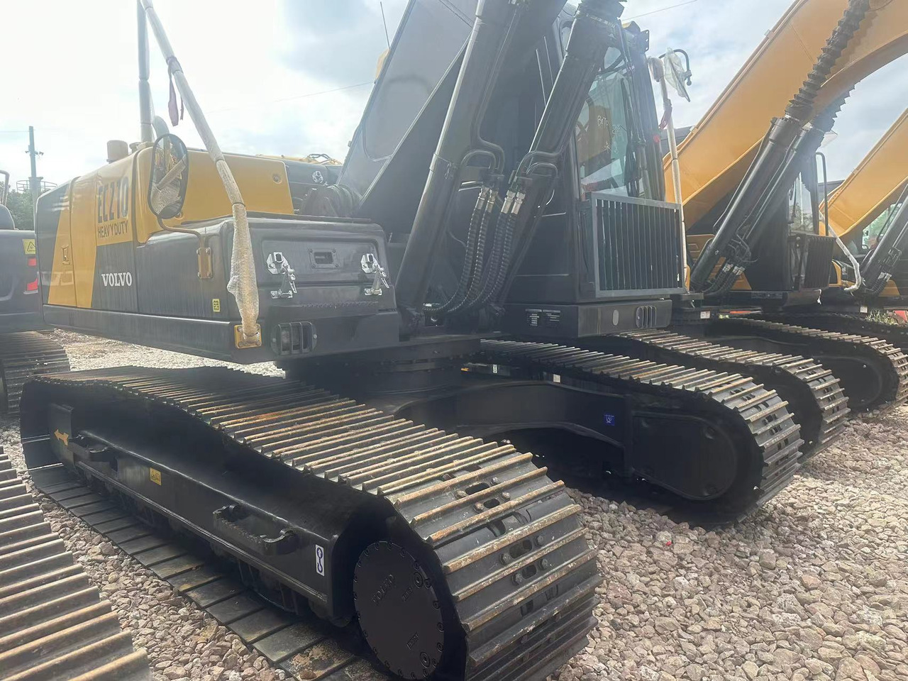 Used VOLVO EC210 Excavator Efficient Heavy Construction Equipment with Original Engine Second Hand Crawler Excavator - Gravemaskin: bilde 5 Used VOLVO EC210 Excavator Efficient Heavy Construction Equipment with Original Engine Second Hand Crawler Excavator - Gravemaskin: bilde 5