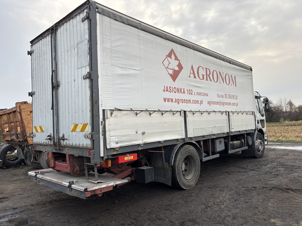 RENAULT Premium 260 - Kapellbil: bilde 4 RENAULT Premium 260 - Kapellbil: bilde 4