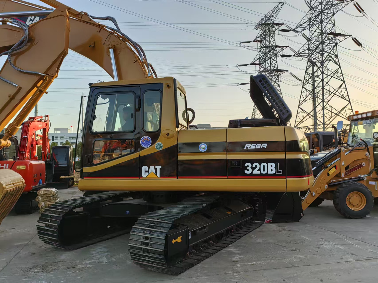CATERPILLAR 320B - Beltegraver: bilde 4 CATERPILLAR 320B - Beltegraver: bilde 4