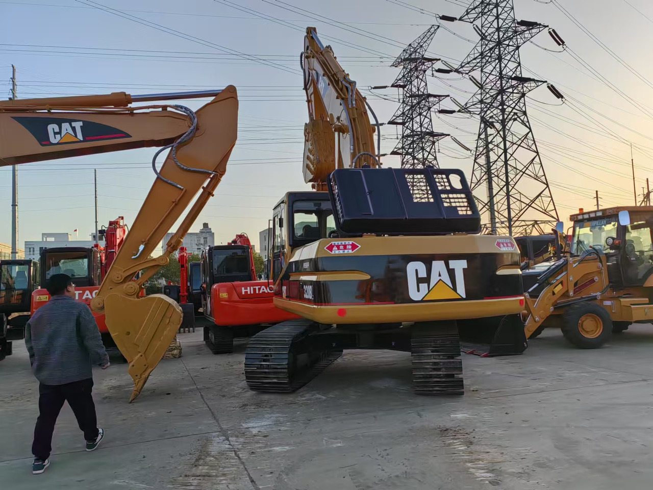 CATERPILLAR 320B - Beltegraver: bilde 3 CATERPILLAR 320B - Beltegraver: bilde 3