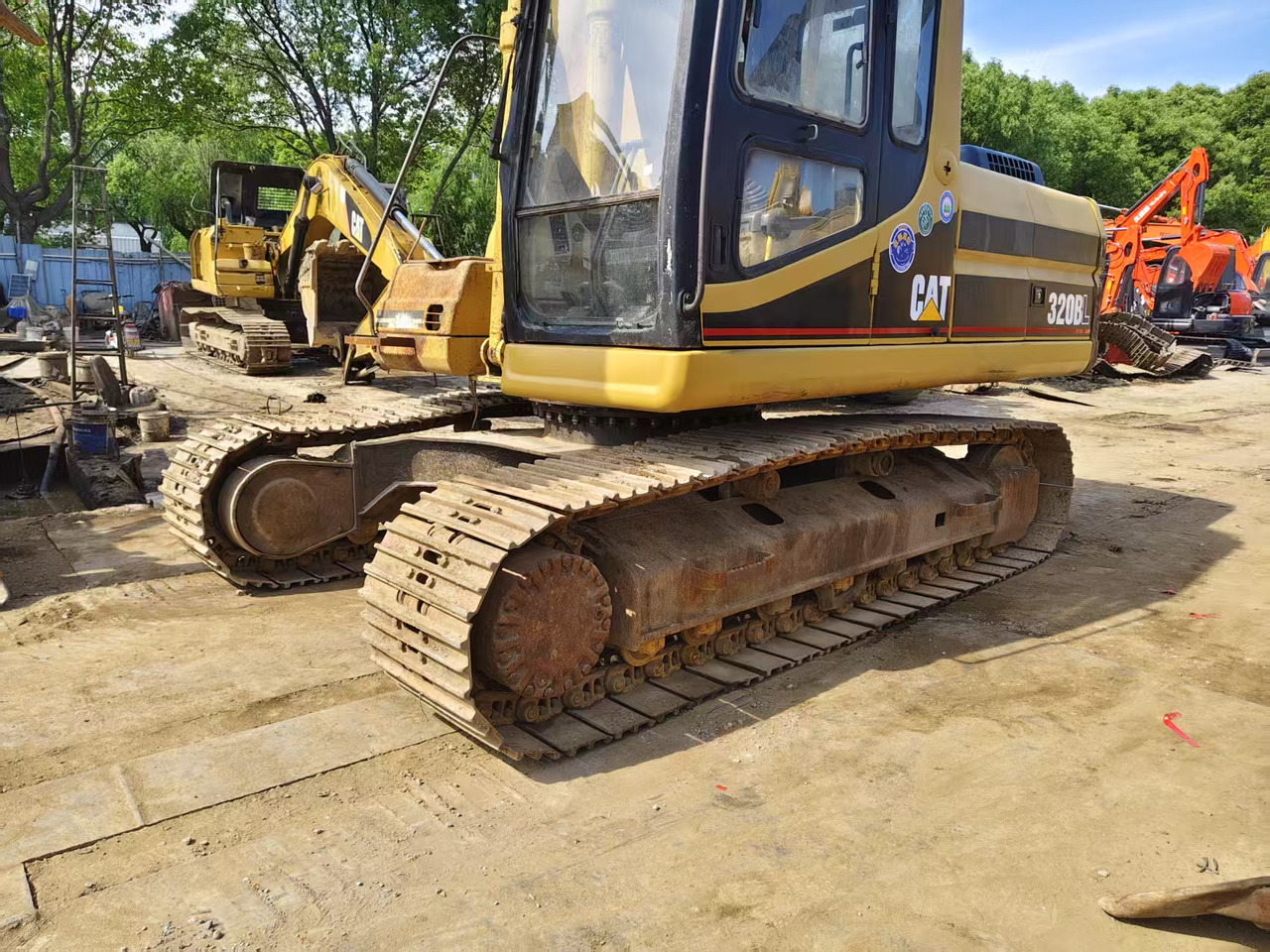 CATERPILLAR 320B - Beltegraver: bilde 5 CATERPILLAR 320B - Beltegraver: bilde 5