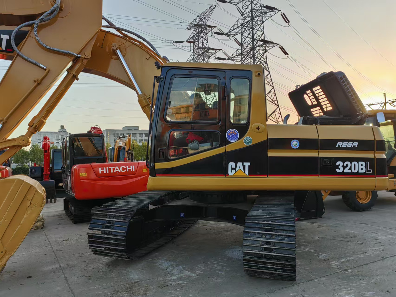 CATERPILLAR 320B - Beltegraver: bilde 1 CATERPILLAR 320B - Beltegraver: bilde 1