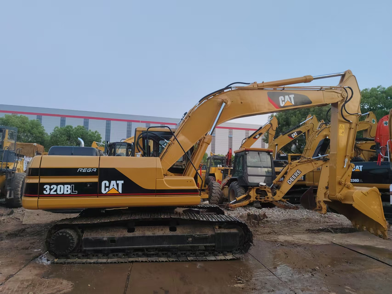 CATERPILLAR 320B - Beltegraver: bilde 3 CATERPILLAR 320B - Beltegraver: bilde 3