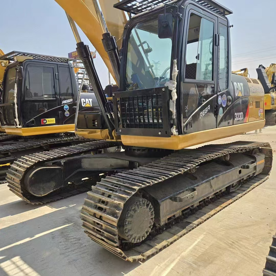 CATERPILLAR 323D2 - Beltegraver: bilde 4 CATERPILLAR 323D2 - Beltegraver: bilde 4