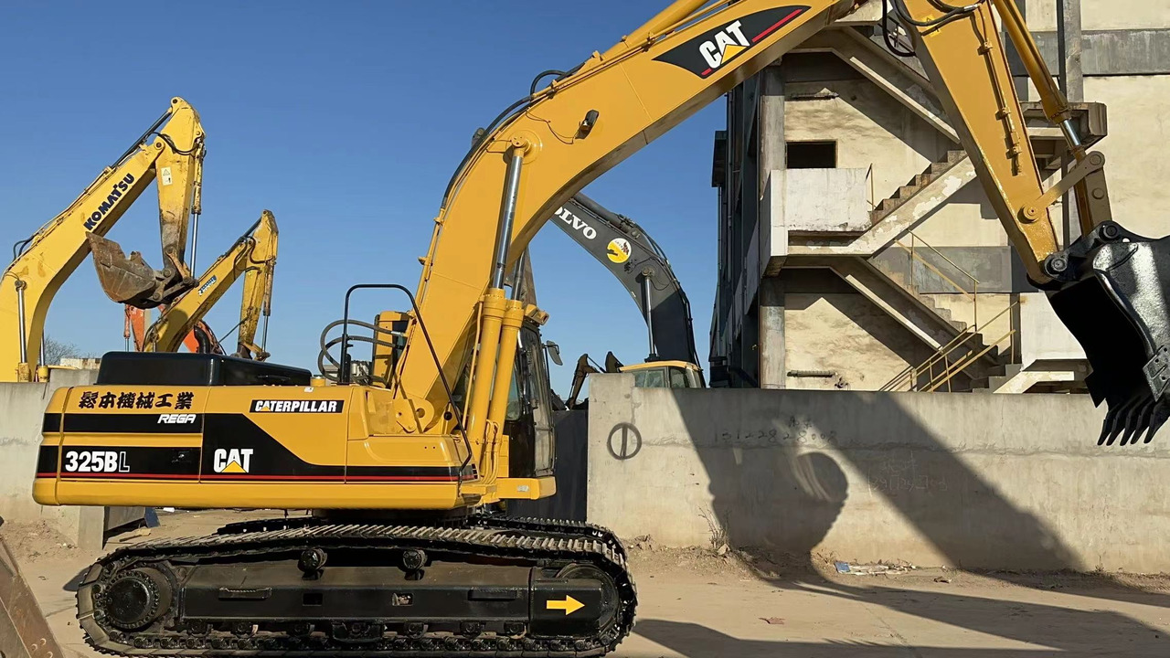 CATERPILLAR 325B - Beltegraver: bilde 3 CATERPILLAR 325B - Beltegraver: bilde 3