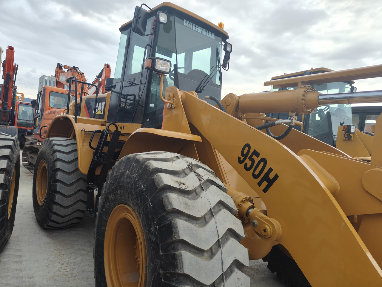 CATERPILLAR 950H - Hjullaster: bilde 3 CATERPILLAR 950H - Hjullaster: bilde 3