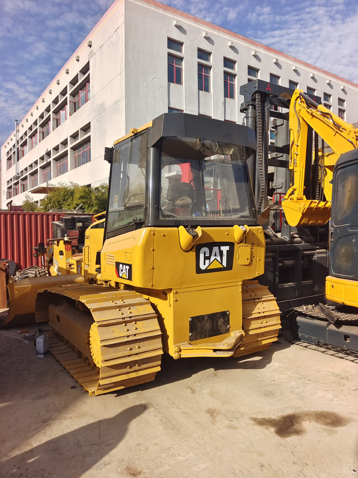 CATERPILLAR D3K - Bulldozer: bilde 2 CATERPILLAR D3K - Bulldozer: bilde 2