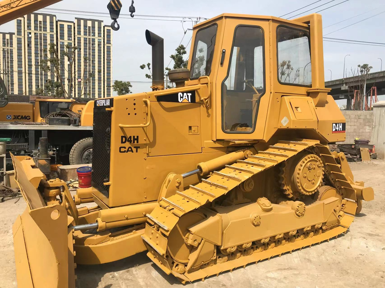 CATERPILLAR D4H - Bulldozer: bilde 3 CATERPILLAR D4H - Bulldozer: bilde 3
