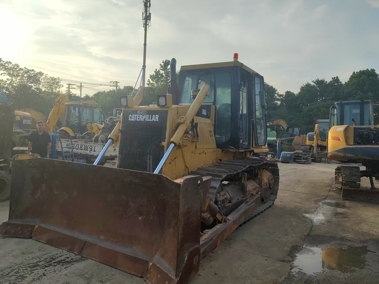 CATERPILLAR D6G - Bulldozer: bilde 3 CATERPILLAR D6G - Bulldozer: bilde 3