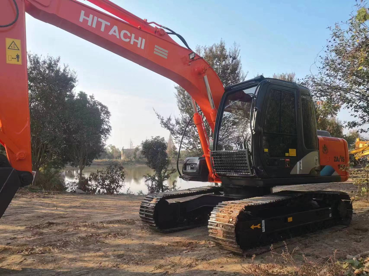HITACHI ZX120 - Beltegraver: bilde 2 HITACHI ZX120 - Beltegraver: bilde 2
