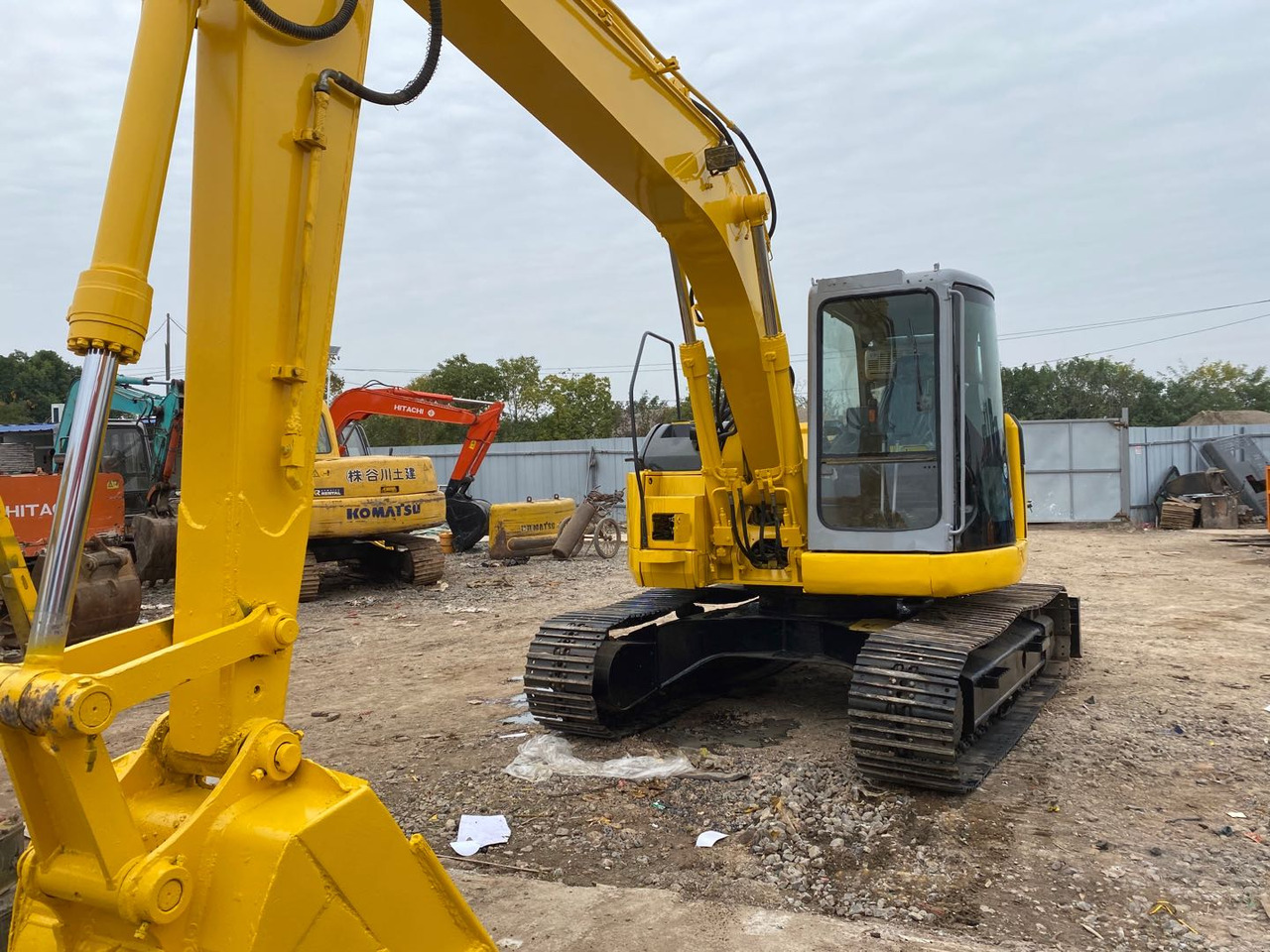 KOMATSU PC128US - Beltegraver: bilde 3 KOMATSU PC128US - Beltegraver: bilde 3