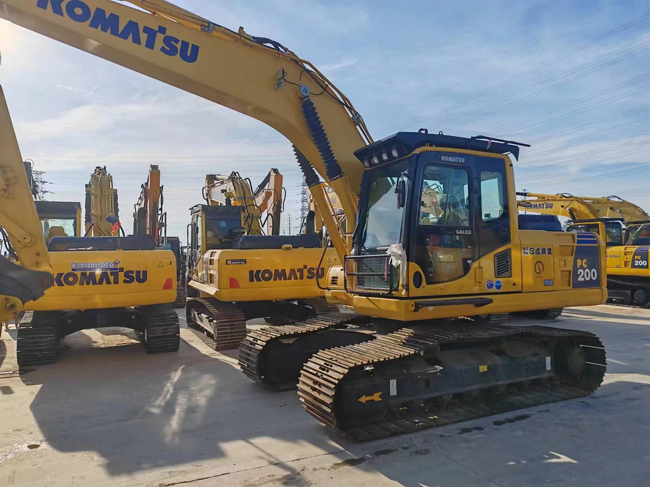 KOMATSU PC200-8 - Beltegraver: bilde 2 KOMATSU PC200-8 - Beltegraver: bilde 2