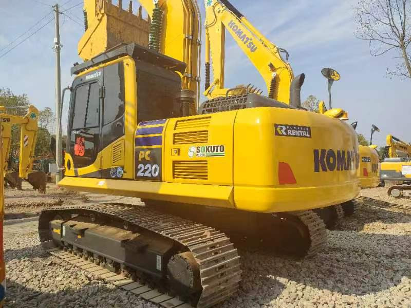 KOMATSU PC220-8 - Beltegraver: bilde 2 KOMATSU PC220-8 - Beltegraver: bilde 2
