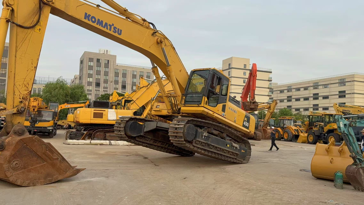 KOMATSU PC450-8 - Beltegraver: bilde 1 KOMATSU PC450-8 - Beltegraver: bilde 1