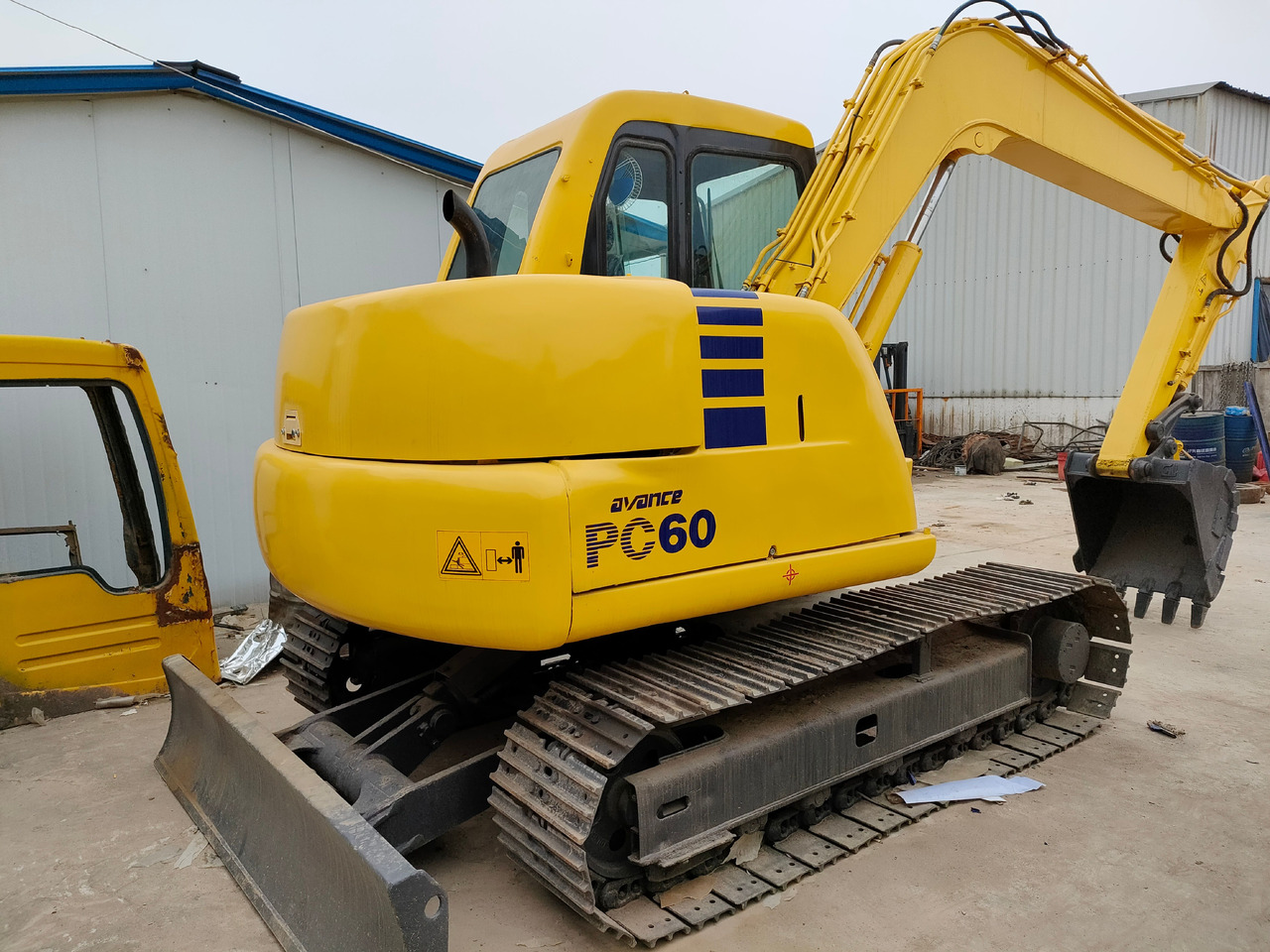 KOMATSU PC60-7 - Beltegraver: bilde 4 KOMATSU PC60-7 - Beltegraver: bilde 4